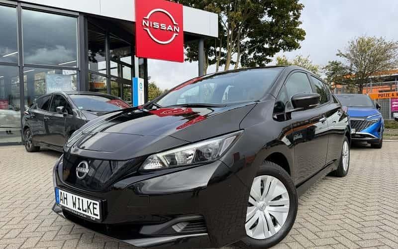 Schwarz Gebraucht 2023 Nissan Leaf Visia Kleinwagen | 14.890 € (Superpreis) - Bild 1/4