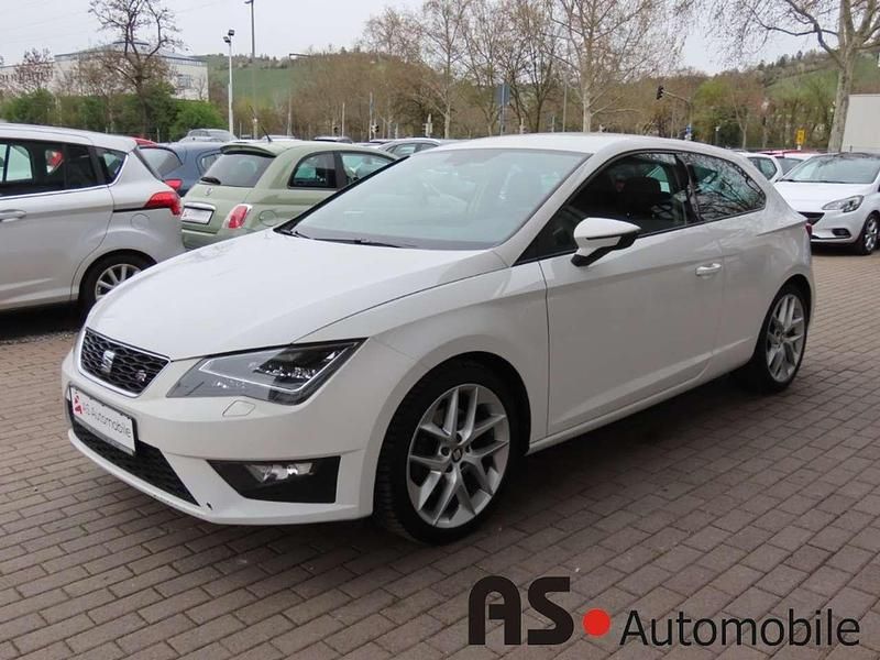 Gebraucht Seat Leon FR 184 PS (135 kW) 2015 Candy weiss Coupé