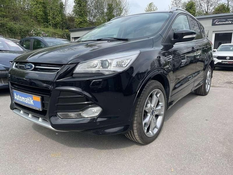Używany Ford Kuga Individual 179 KM (131 kW) 2015 Czarny SUV