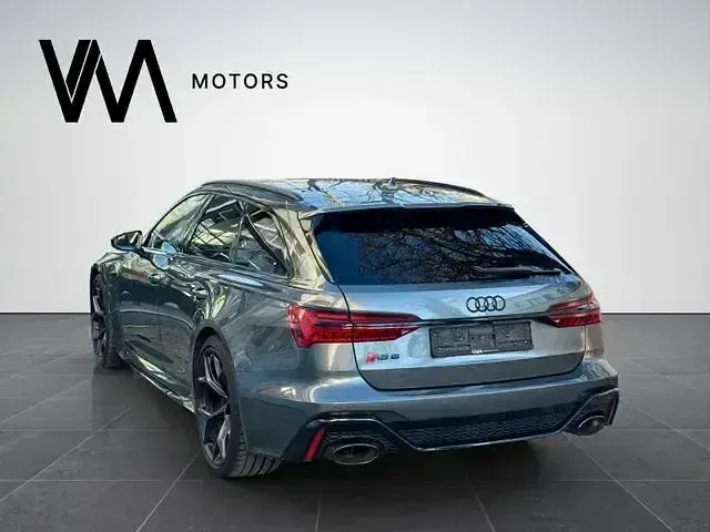 Gebraucht Audi V8 Performance 630 PS (463 kW) 2025 Grau Limousine