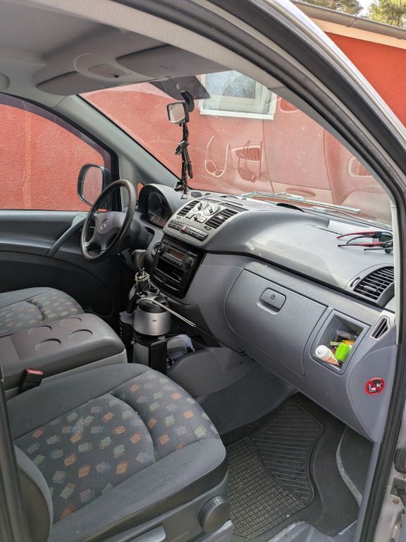 Silber Gebraucht 2008 Mercedes Vito Van / Kleinbus | 5.500 € (Fairer Preis) - Bild 1/4
