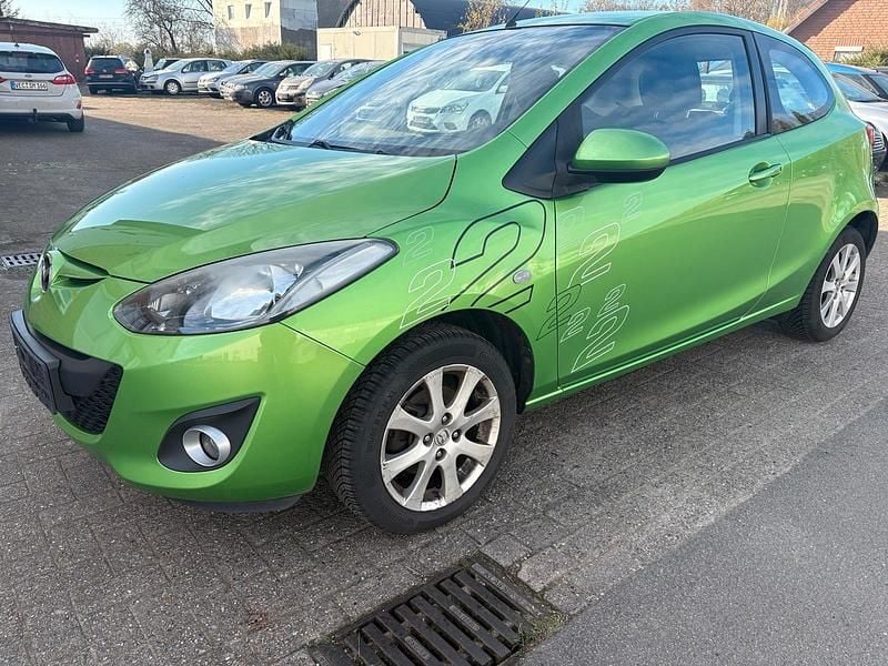 Grün Gebraucht 2011 Mazda 2 Active Kleinwagen | 3.000 € (Fairer Preis) - Bild 1/4