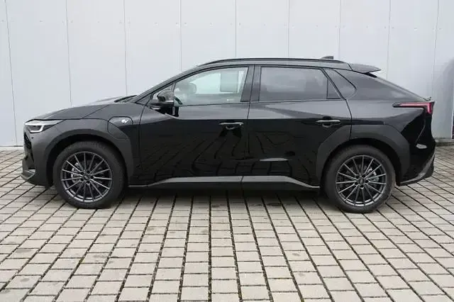Gebraucht Subaru Solterra Platinum 160 kW (218 PS) 2025 Schwarz SUV