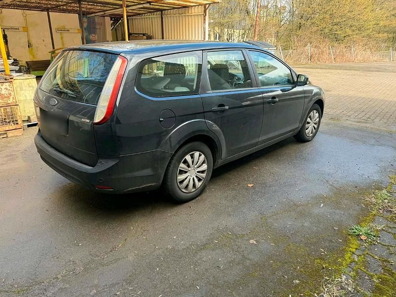 Usata Ford Focus 109 CV (80 kW) 2008 Nero Station wagon