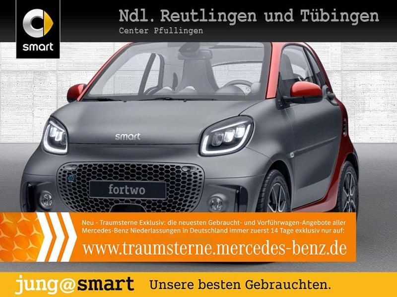 Grau Gebraucht 2021 Smart ForTwo Electric Drive Passion Exclusive Coupé | 12.690 € (Fairer Preis) - Bild 1/3