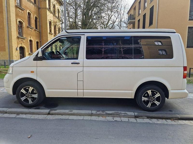 Second-hand VW T5 102 CP (75 kW) 2007 Alb Van