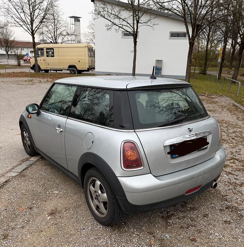 Gebraucht Mini ONE 95 PS (69 kW) 2008 Silber Kleinwagen