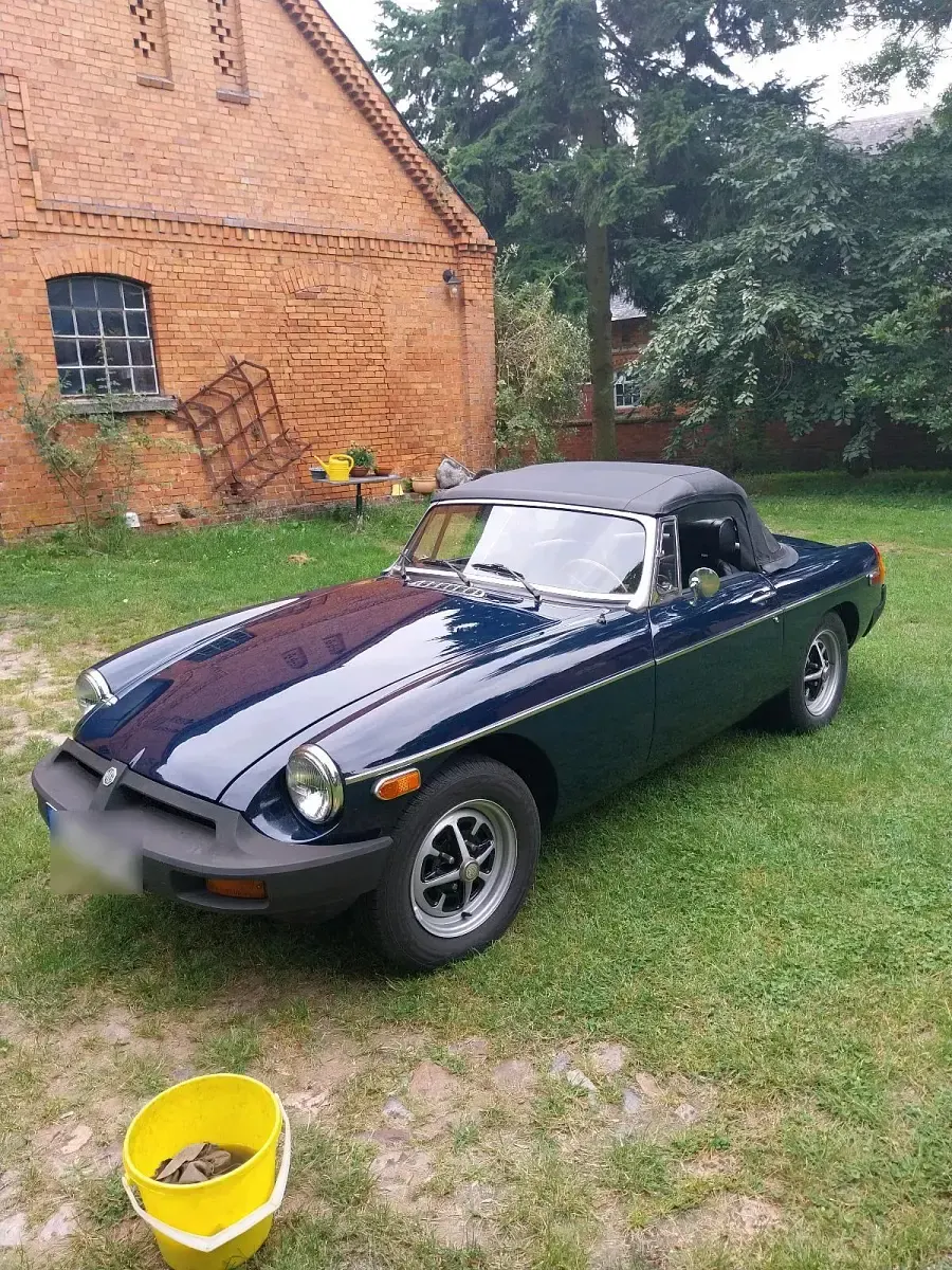 Gebraucht MG B 90 PS (66 kW) 1975 Blau Cabrio