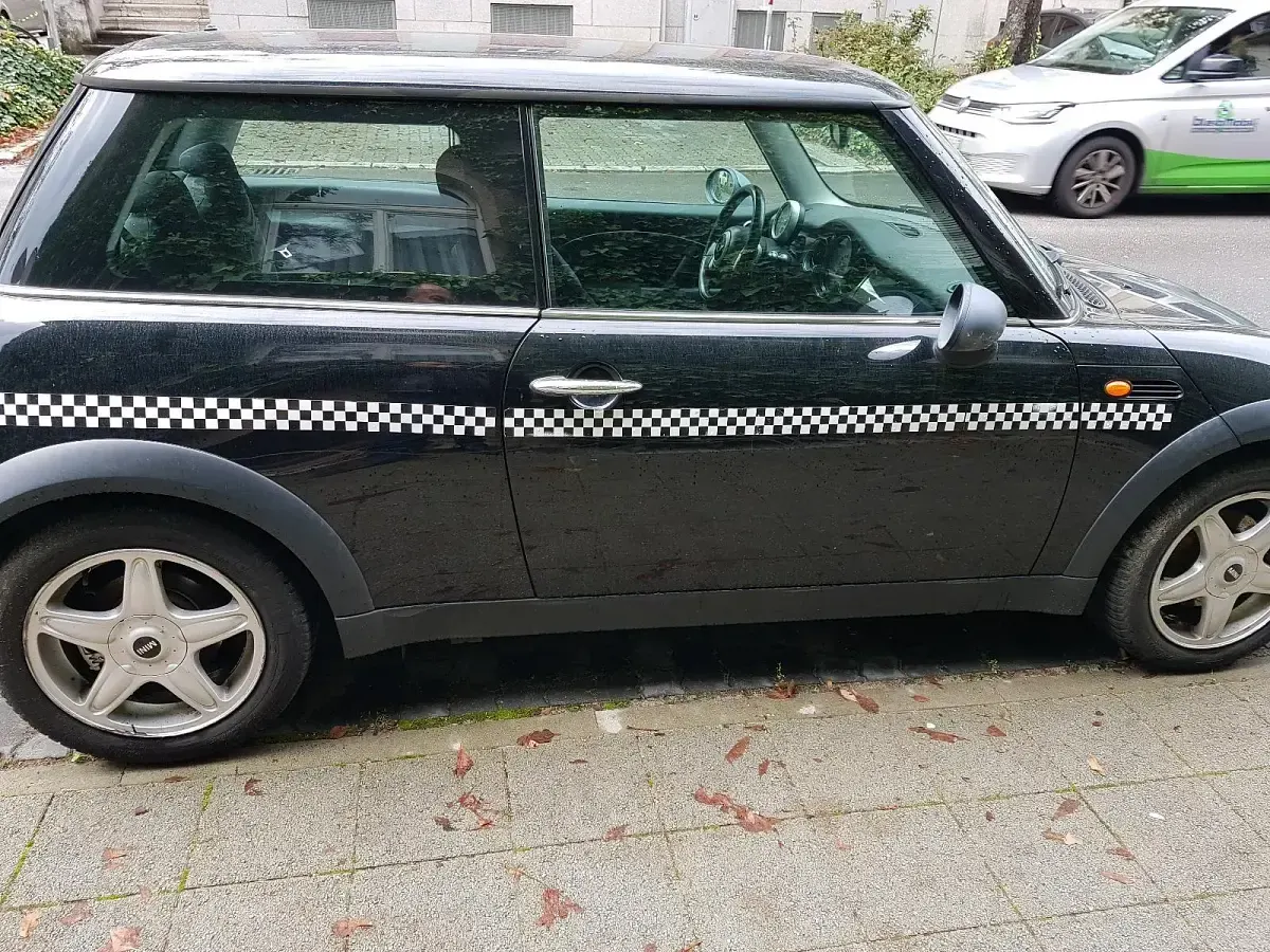 Usata Mini ONE 90 CV (66 kW) 2004 Nero Utilitaria