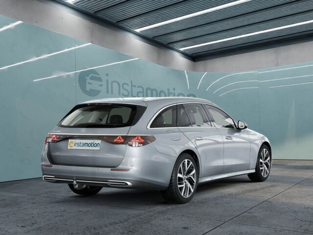 Gebraucht Mercedes E220 Avantgarde 197 PS (144 kW) 2024 Silber Kombi