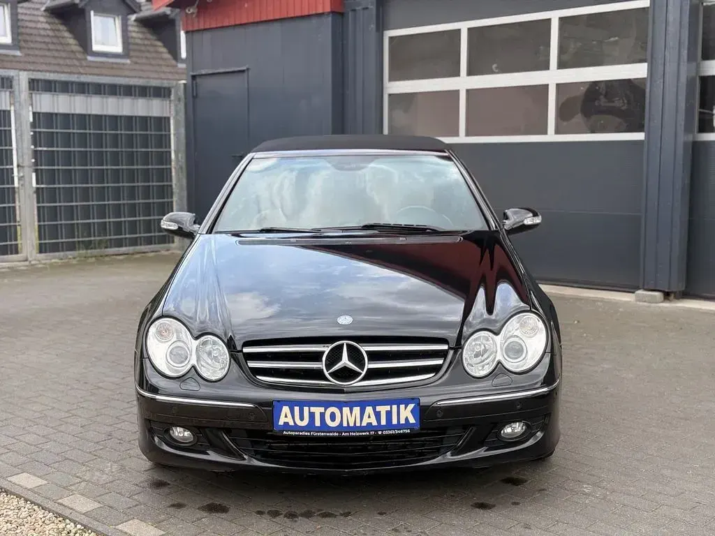 Gebraucht Mercedes CLK320 224 PS (164 kW) 2006 Schwarz Cabrio