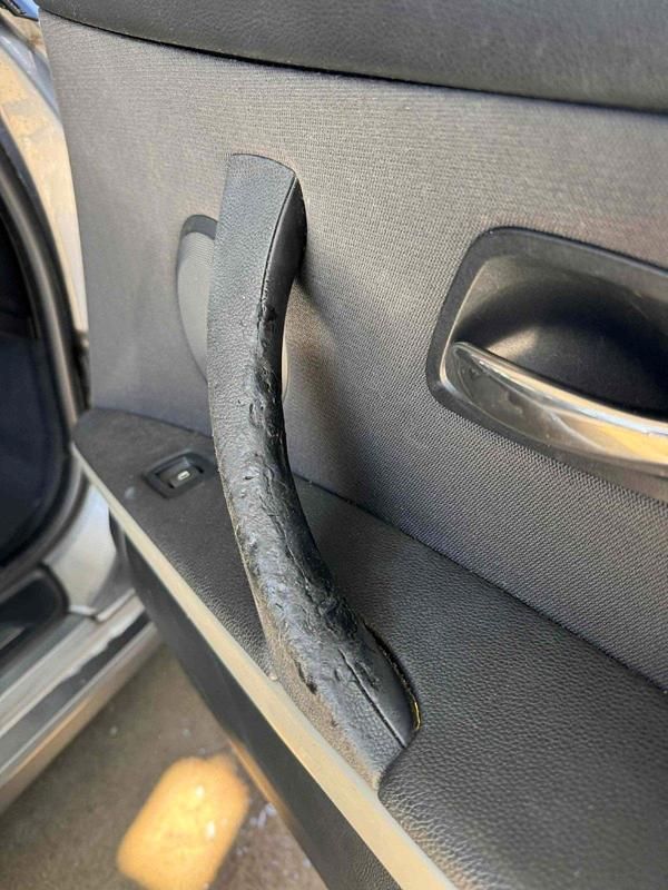 Second-hand BMW 320 177 CP (130 kW) 2009 Coupe