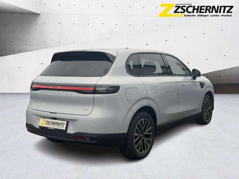 Neu Leapmotor B10 160 kW (218 PS) 2026 Galaxy silver SUV
