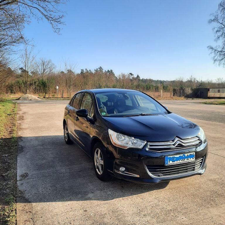 Gebraucht Citroën C4 111 PS (81 kW) 2013 Schwarz Limousine