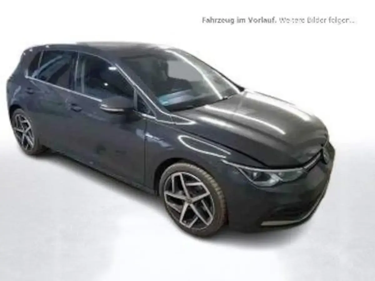 Gebraucht VW Golf VIII Style 150 PS (110 kW) 2024 Uranograu Limousine