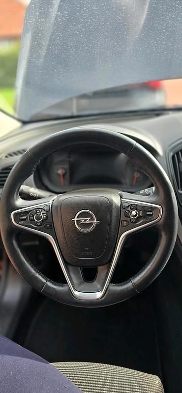 Gebraucht Opel Insignia Edition 195 PS (143 kW) 2015 Schwarz Kombi