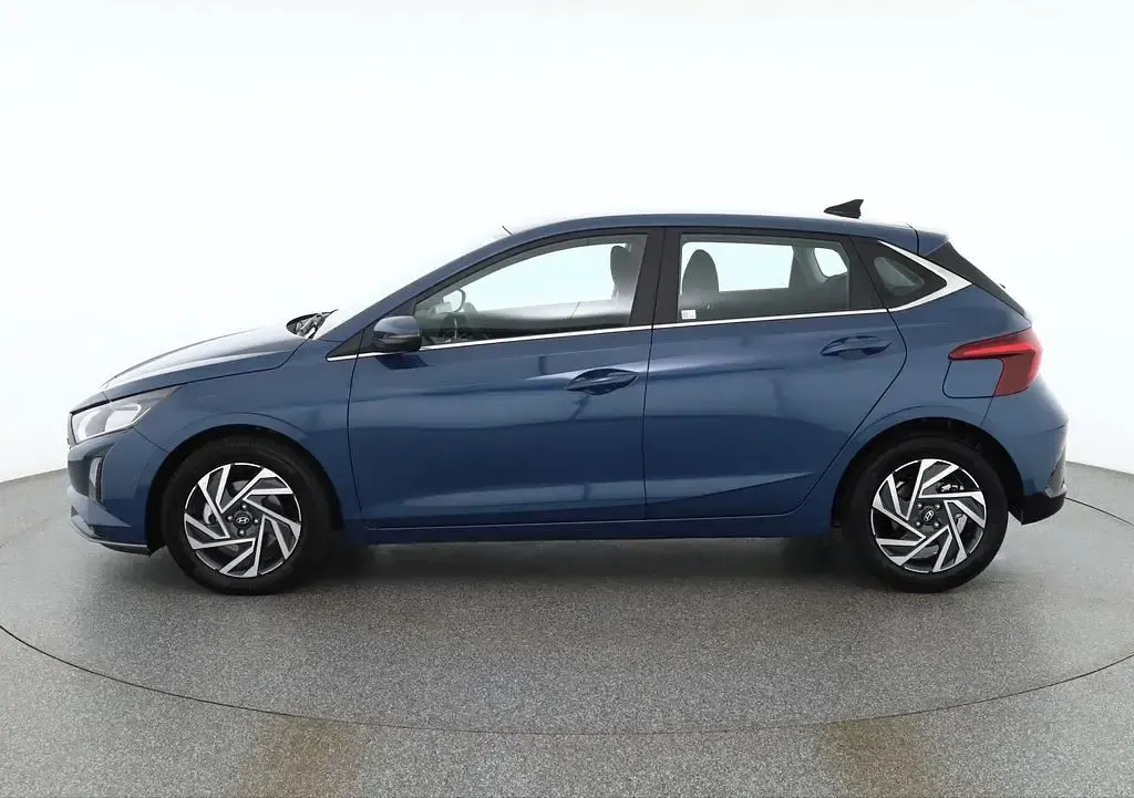 Neu Hyundai i20 90 PS (66 kW) 2026 Vibrantbluepearlmet. Kleinwagen