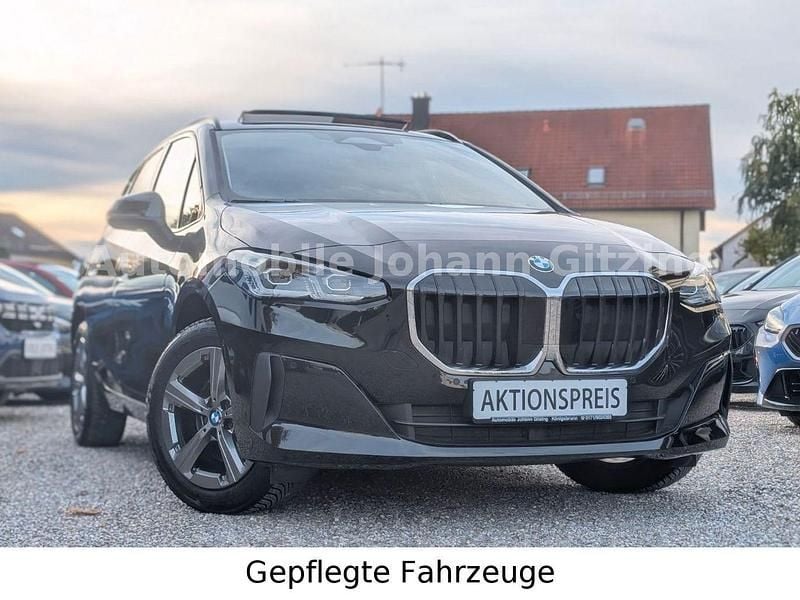 Schwarz Gebraucht 2025 BMW 220 Active Tourer Performance Van / Kleinbus | 29.749 € (Superpreis) - Bild 1/3