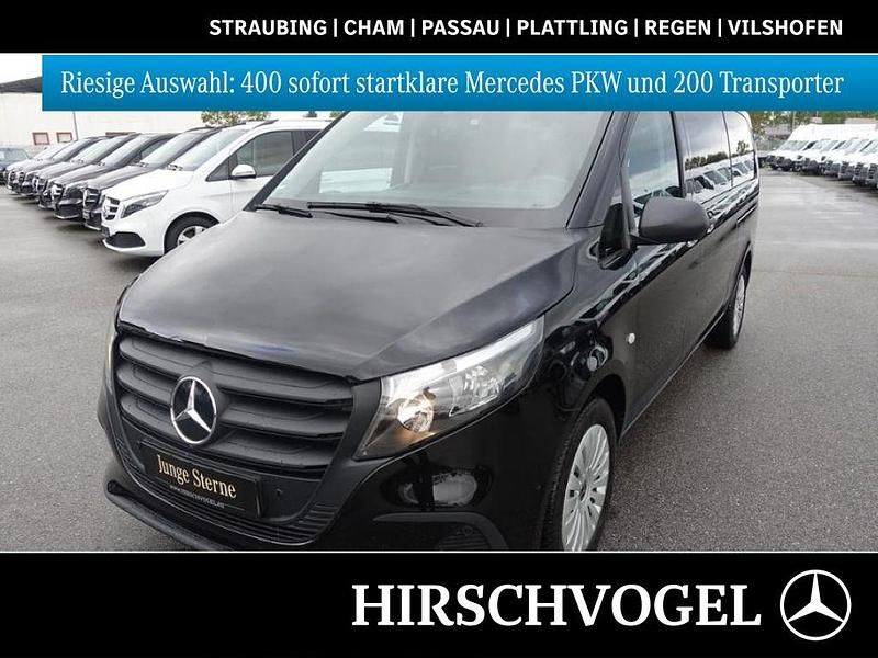 Obsidianschwarz metallic Gebraucht 2024 Mercedes Vito Van / Kleinbus | 49.780 € - Bild 1/4