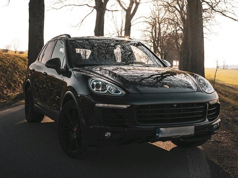 Schwarz Gebraucht 2016 Porsche Cayenne SUV | 23.500 € (Guter Preis) - Bild 1/4