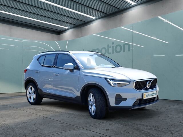 Grau Gebraucht 2024 Volvo XC40 SUV | 36.600 € (Fairer Preis) - Bild 1/2
