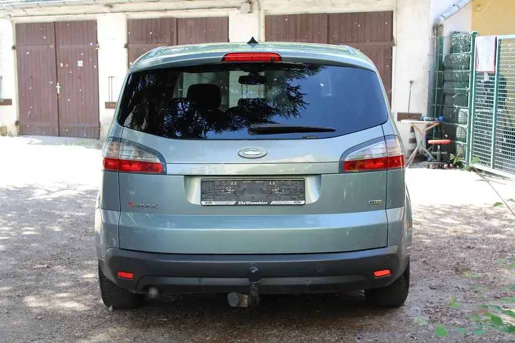 Gebraucht Ford S-MAX Titanium 140 PS (102 kW) 2009 Thunder metallic Van / Kleinbus