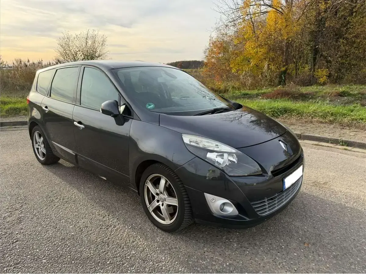 Gebraucht Renault Grand Scénic III 150 PS (110 kW) 2010 Schwarz Van / Kleinbus