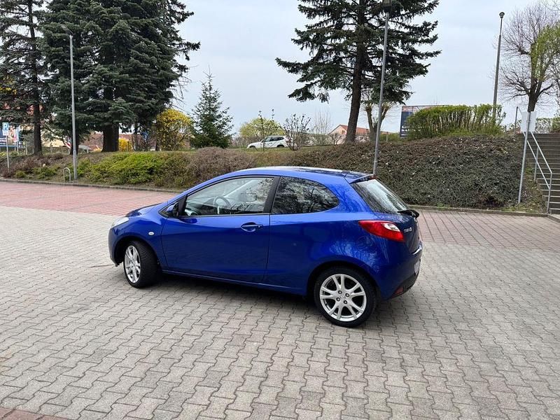 Gebraucht Mazda 2 86 PS (63 kW) 2008 Blau Kleinwagen