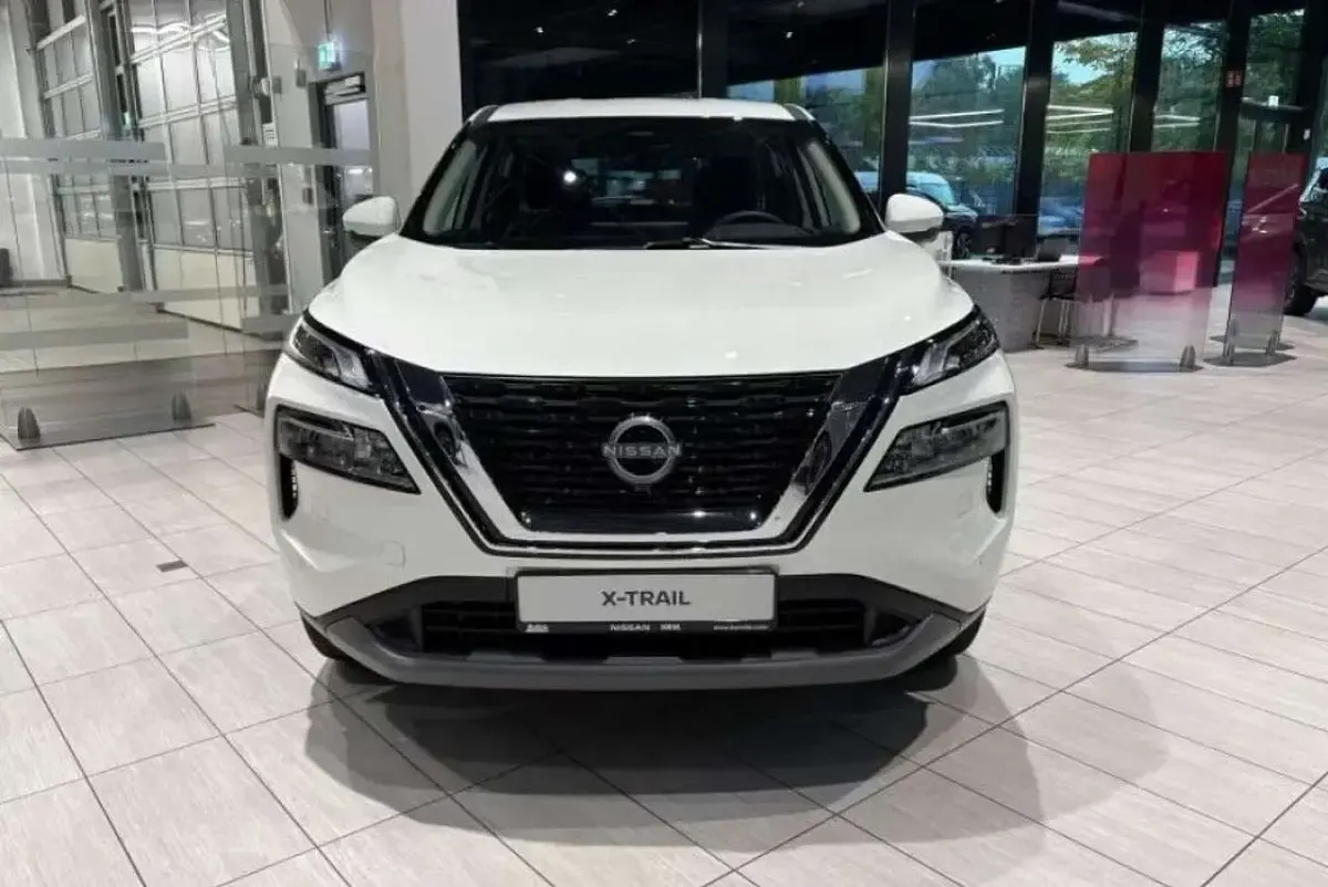 Neu Nissan X-Trail 360º 163 PS (119 kW) 2026 Pearl white SUV