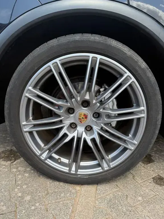 Gebraucht Porsche Cayenne S 400 PS (294 kW) 2010 Schwarz SUV