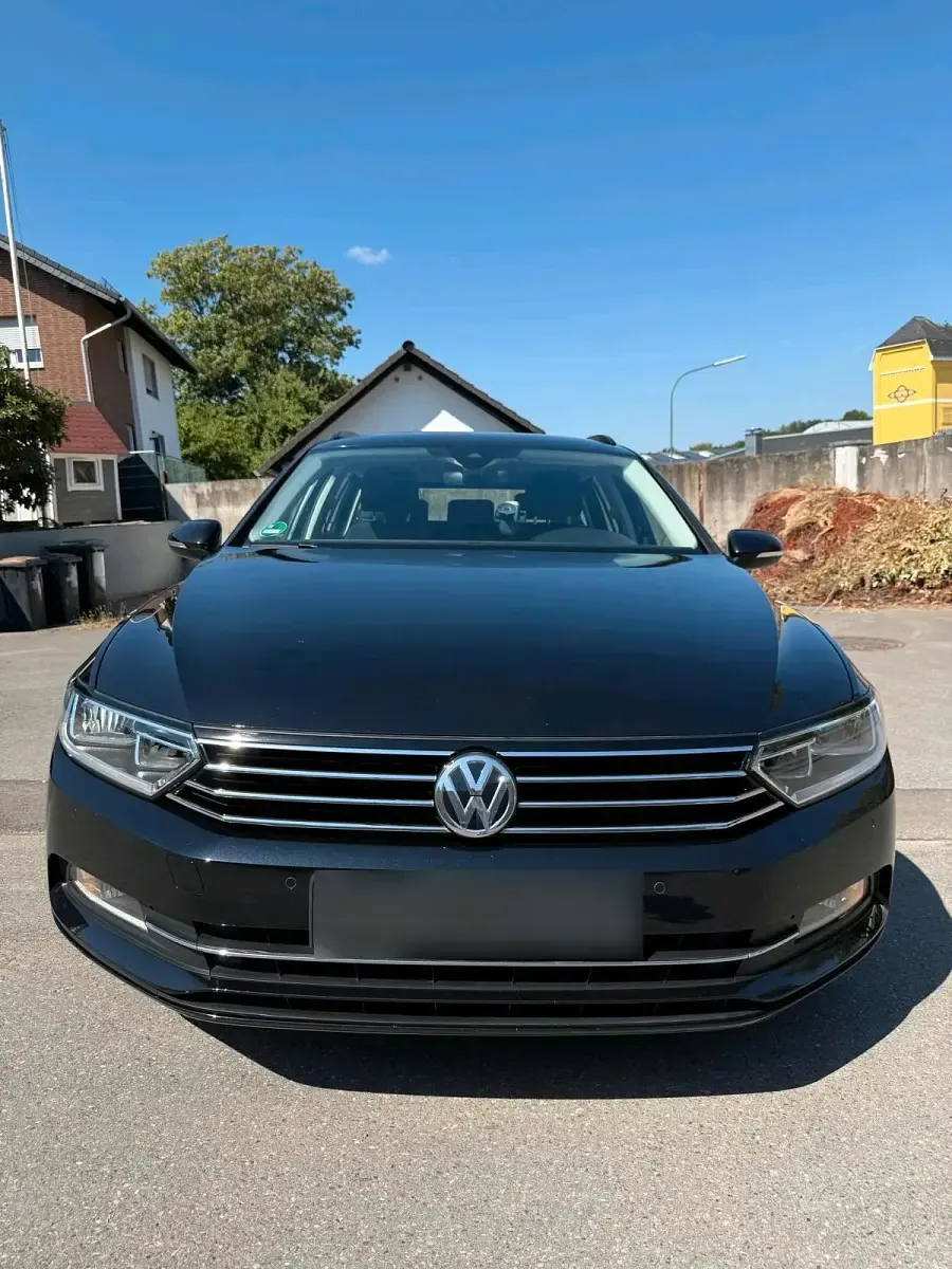 Gebraucht VW Passat 150 PS (110 kW) 2019 Schwarz Kombi