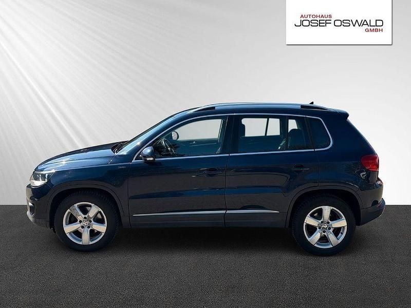 Gebraucht VW Tiguan LOUNGE 110 PS (80 kW) 2016 Blau SUV