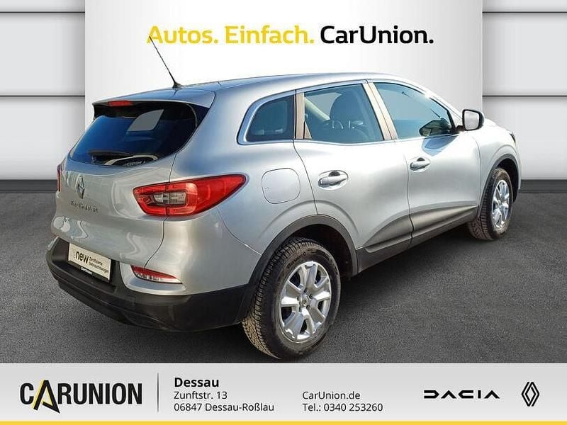 Gebraucht Renault Kadjar Life 159 PS (116 kW) 2021 Highlandgrau SUV