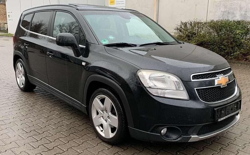 Karbonschw graphitschw midnigh Gebraucht 2013 Chevrolet Orlando LTZ Van / Kleinbus | 7.600 € (Fairer Preis) - Bild 1/4