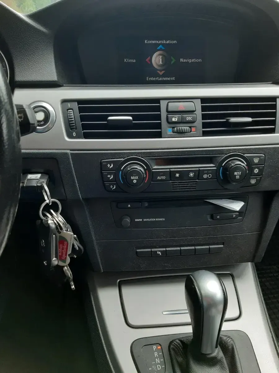 Gebraucht BMW 320 163 PS (119 kW) 2006 Silber Kombi