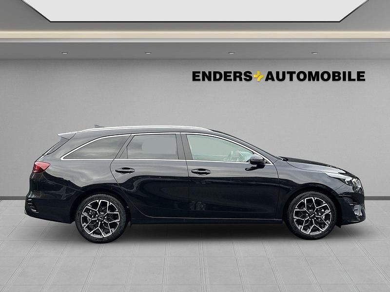 Gebraucht Kia Ceed Sportswagon GT-Line 140 PS (102 kW) 2025 Schwarz Kombi