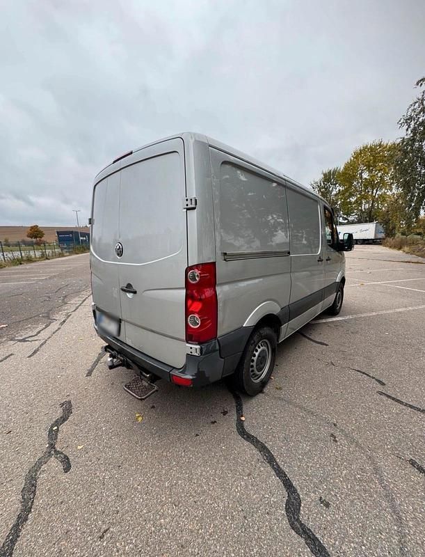 Gebraucht VW Crafter 136 PS (100 kW) 2011 Grau Van