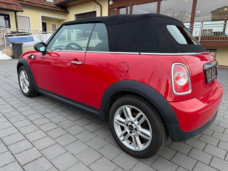 Gebraucht Mini One Cabriolet 98 PS (72 kW) 2012 Rot Cabrio