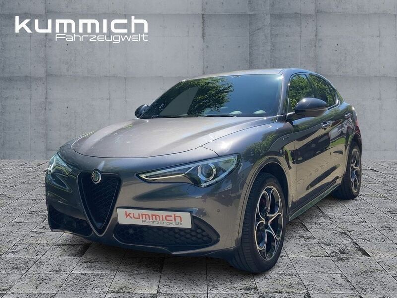 Grigio vesuvio, metallic Gebraucht 2021 Alfa Romeo Stelvio Veloce SUV | 33.980 € (Etwas zu teuer) - Bild 1/4