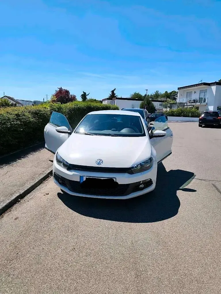 Gebraucht VW Scirocco 122 PS (89 kW) 2010 Weiß Coupé