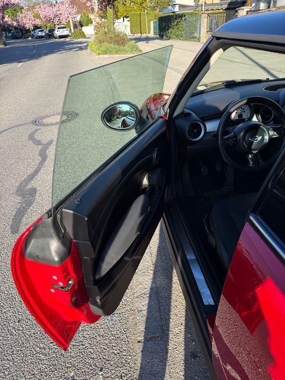 Second-hand Mini Cooper 122 CP (89 kW) 2011 Roșu Hatchback