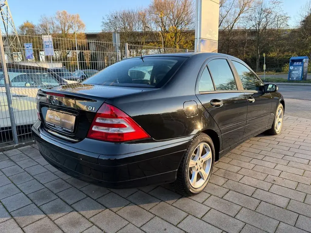 Gebraucht Mercedes C200 Classic 122 PS (89 kW) 2006 Schwarz Limousine