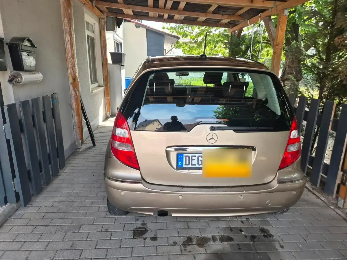 Gebraucht Mercedes A170 95 PS (69 kW) 2006 Gold Kleinwagen