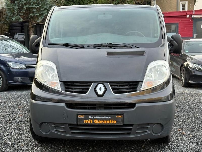 Gebraucht Renault Trafic 114 PS (83 kW) 2012 Schwarz Van / Kleinbus