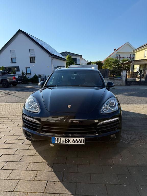 Schwarz Gebraucht 2014 Porsche Cayenne S SUV | 25.900 € (Superpreis) - Bild 1/4