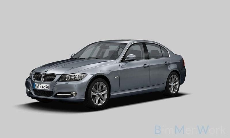 Grau Gebraucht 2011 BMW 320 Sport Line Limousine | 11.490 € (Teuer) - Bild 1/3