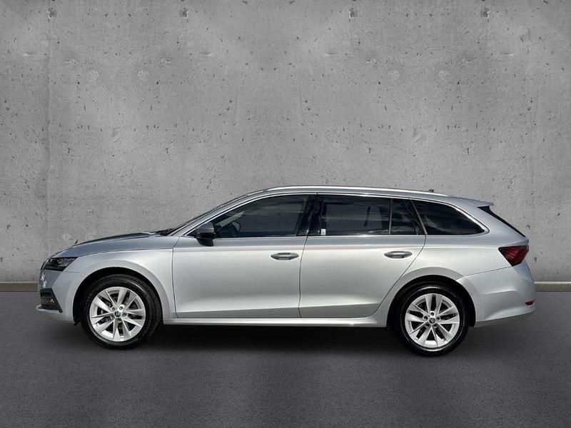 Second-hand Skoda Octavia Style 150 CP (110 kW) 2022 Argintiu Break