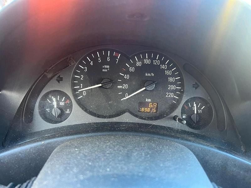 Gebraucht Opel Combo 90 PS (66 kW) 2005 Grau Van / Kleinbus