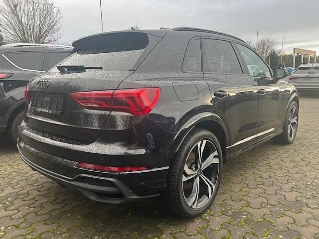 Gebraucht Audi Q3 S-Line 150 PS (110 kW) 2024 Mythosschwarz metallic SUV