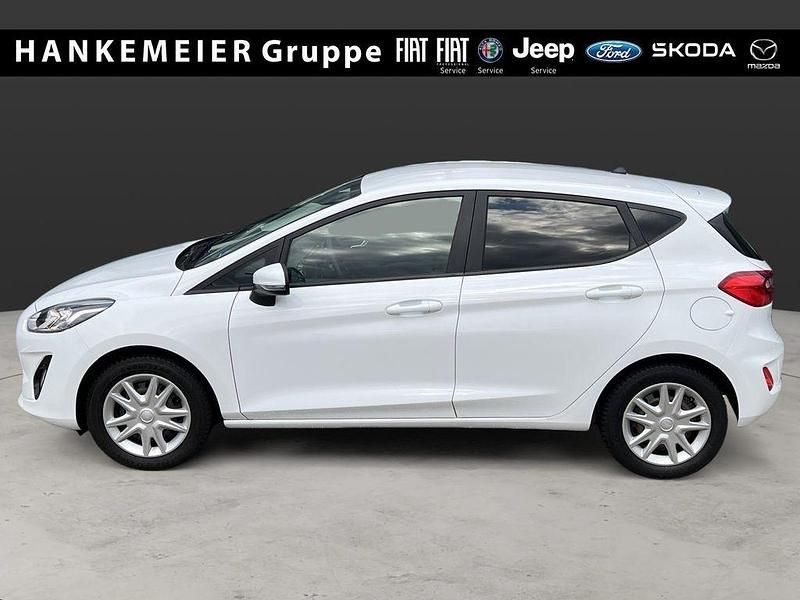 Gebraucht Ford Fiesta Cool & Connect 71 PS (52 kW) 2018 Weiß Limousine